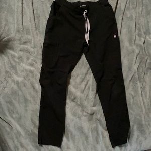 XS Black Figs Scrub Bottoms